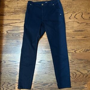 Elegant MSI Women's Skinny Jeans - Navy